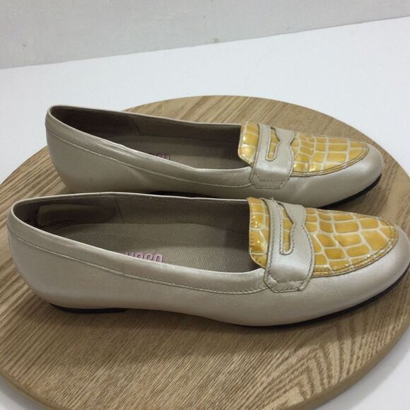 MUNRO American Womens Beige Croc Print Slip On Leather Penny Loafers Shoes 8N - Picture 4 of 13